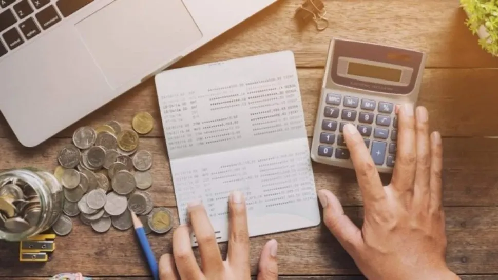 Băncile au închis robinetul creditelor. Deși stau pe un munte de lichiditate, dau tot mai puține împrumuturi – record negativ în Europa
