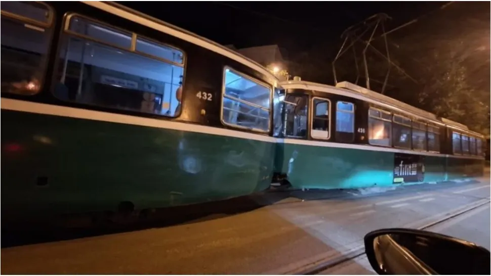 Doi elevi români au fost călcați de tramvai în Praga: minorii se aflau în excursie cu școala