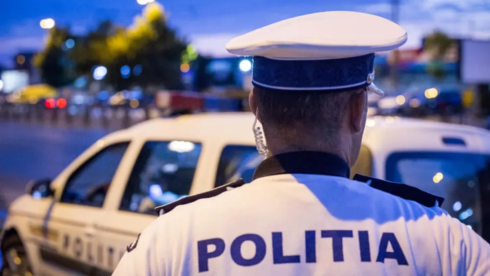 TIR răsturnat pe DN 15B, în Neamț. A avariat o conductă de gaze, iar traficul este blocat complet
