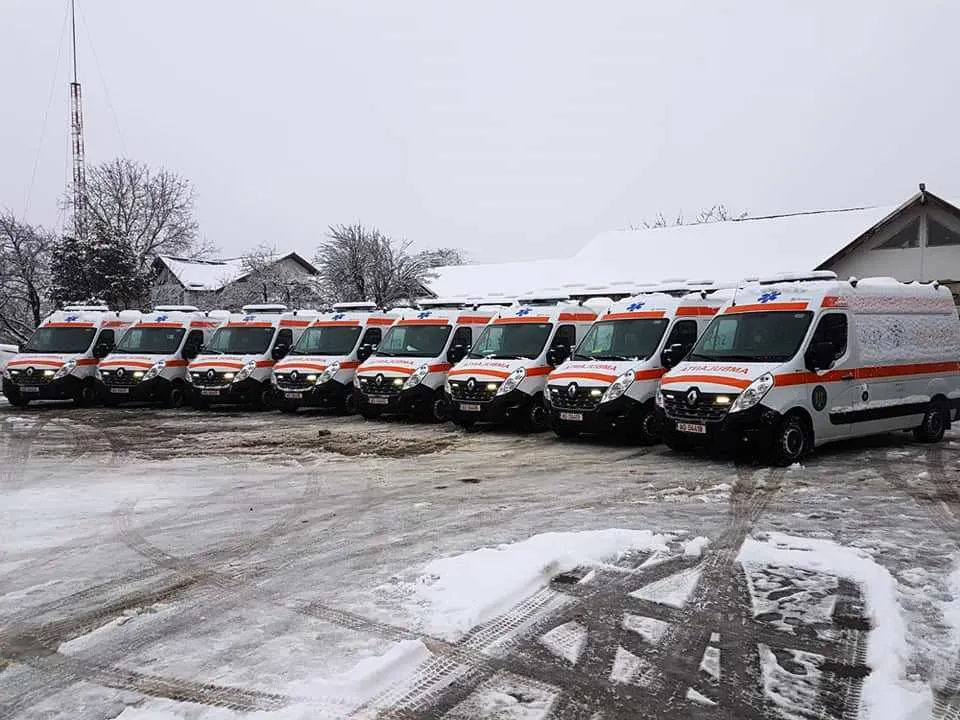 Ambulanțe noi în județul Neamț (FOTO)