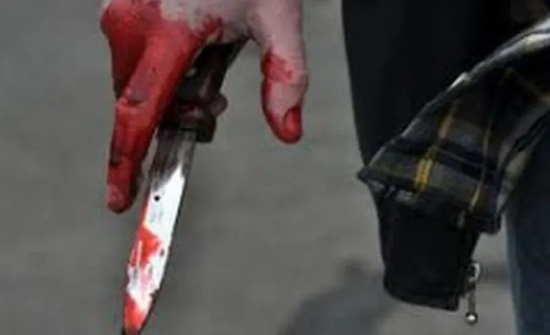 Scandal după un accident rutier. 3 persoane înjunghiate