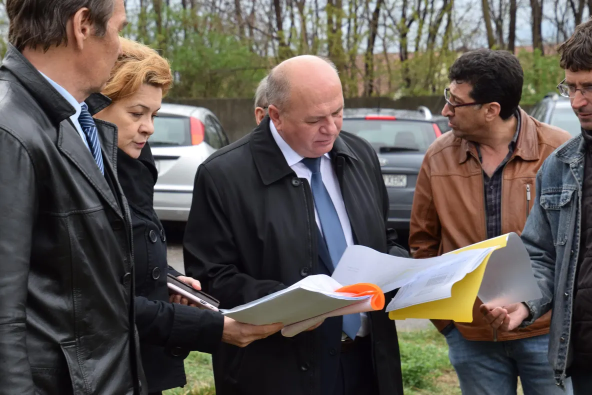 Amplasamentul primului bloc pentru specialiștii din sănătate, predat către ANL