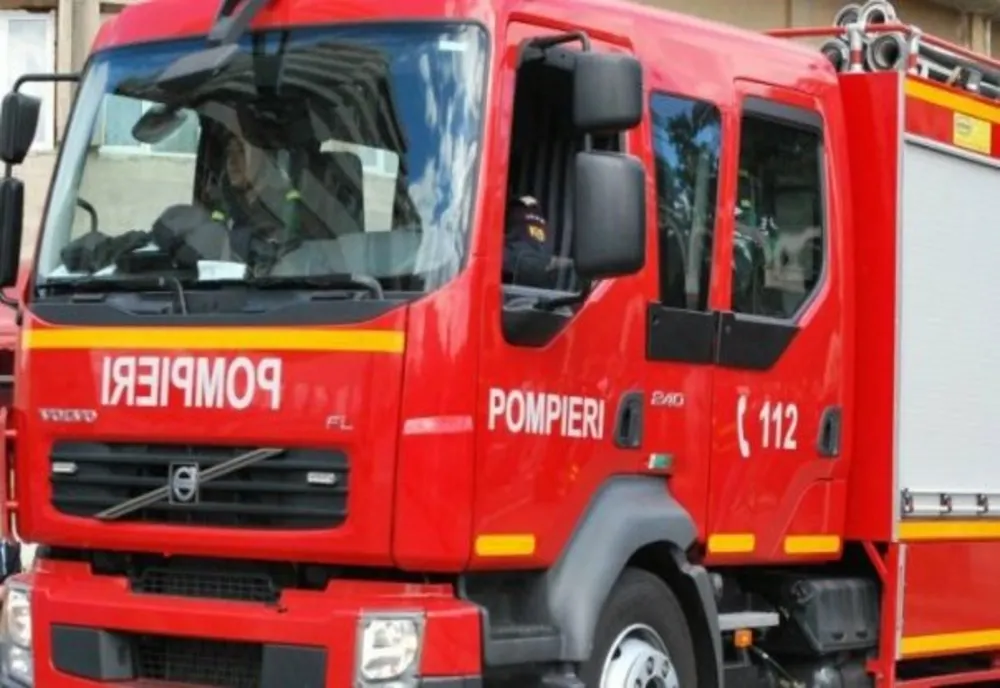 Femeie de 79 de ani, salvată de pompierii nemțeni 