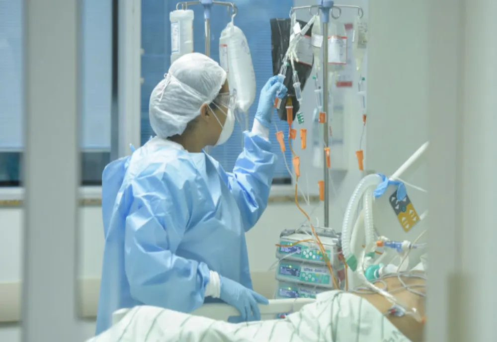 STUDIU | Peste 40% dintre cei care au trecut prin Covid-19 suferă de sechele de lungă durată