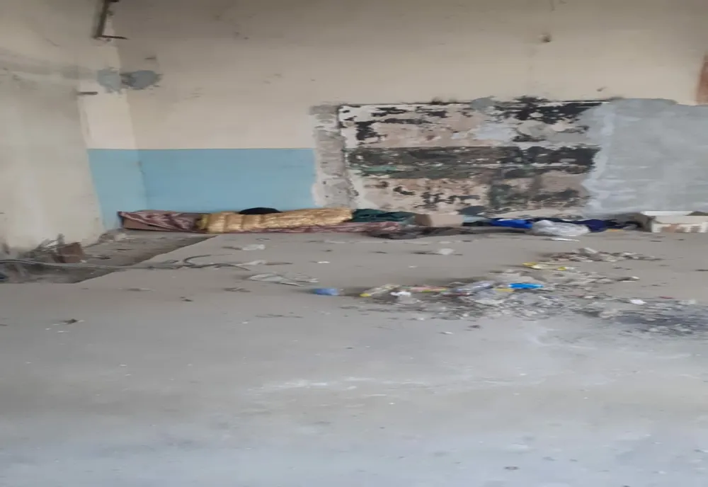 Oamenii fără adăpost înghețată pe străzile din Piatra-Neamț,  dar refuză ajutorul
