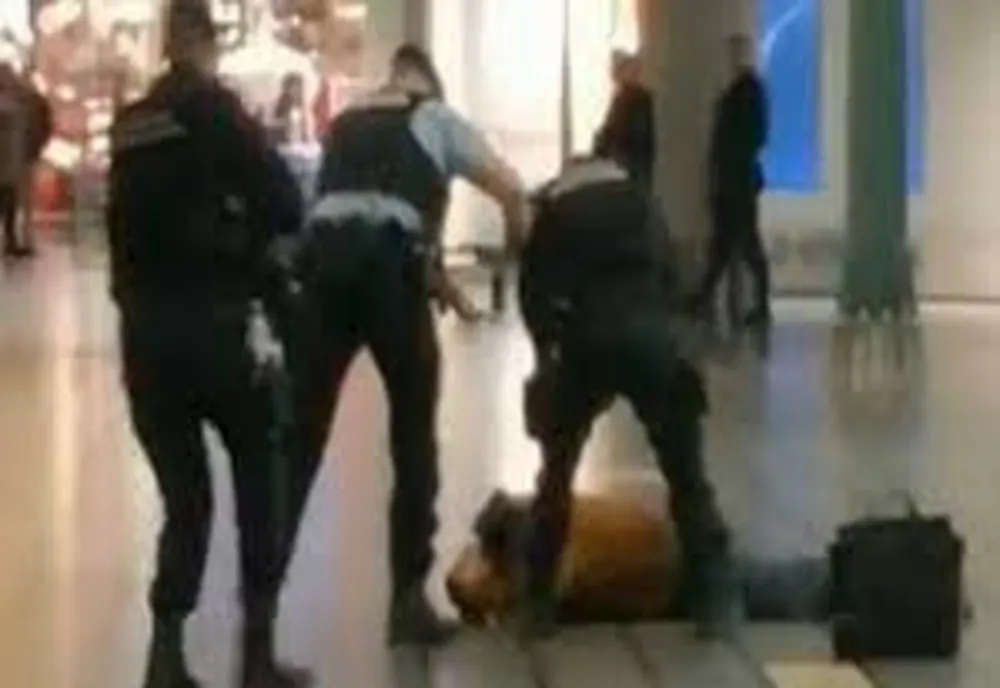 Bătaie într-un bar din Icușești! Unul dintre agresori, prins în Aeroportul din Iași