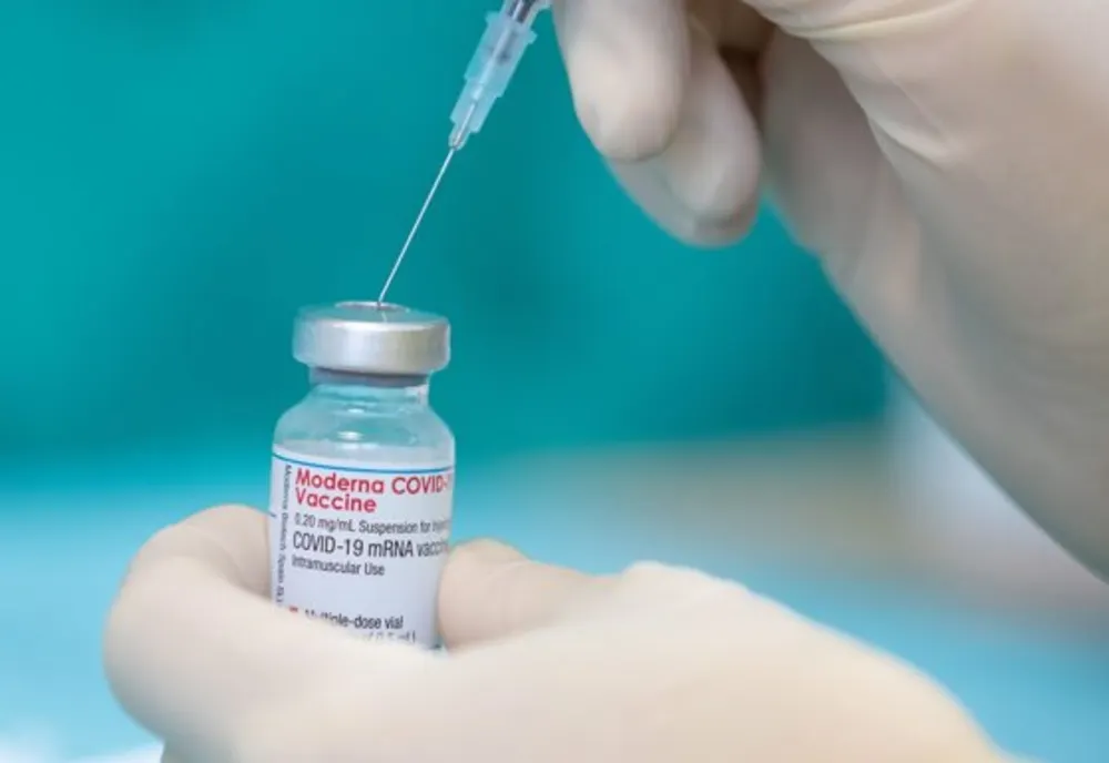 A început livrarea către Direcțiile de Sănătate Publică a 178.000 de doze de vaccin pneumococic