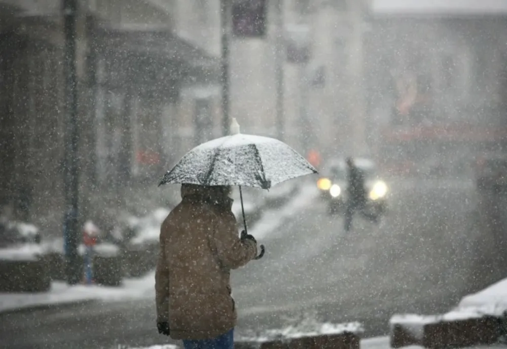 Vremea 2 decembrie - Ploaie, lapoviță,vânt puternic
