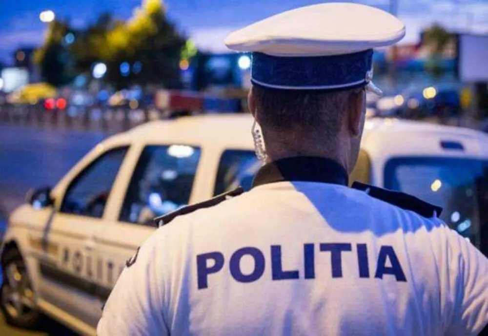 ARSENAL URIAȘ DESCOPERIT ÎN BRAȘOV: POLIȚIA A RIDICAT ZECI DE ARME, MUNIȚIE ȘI ARTICOLE PIROTEHNICE