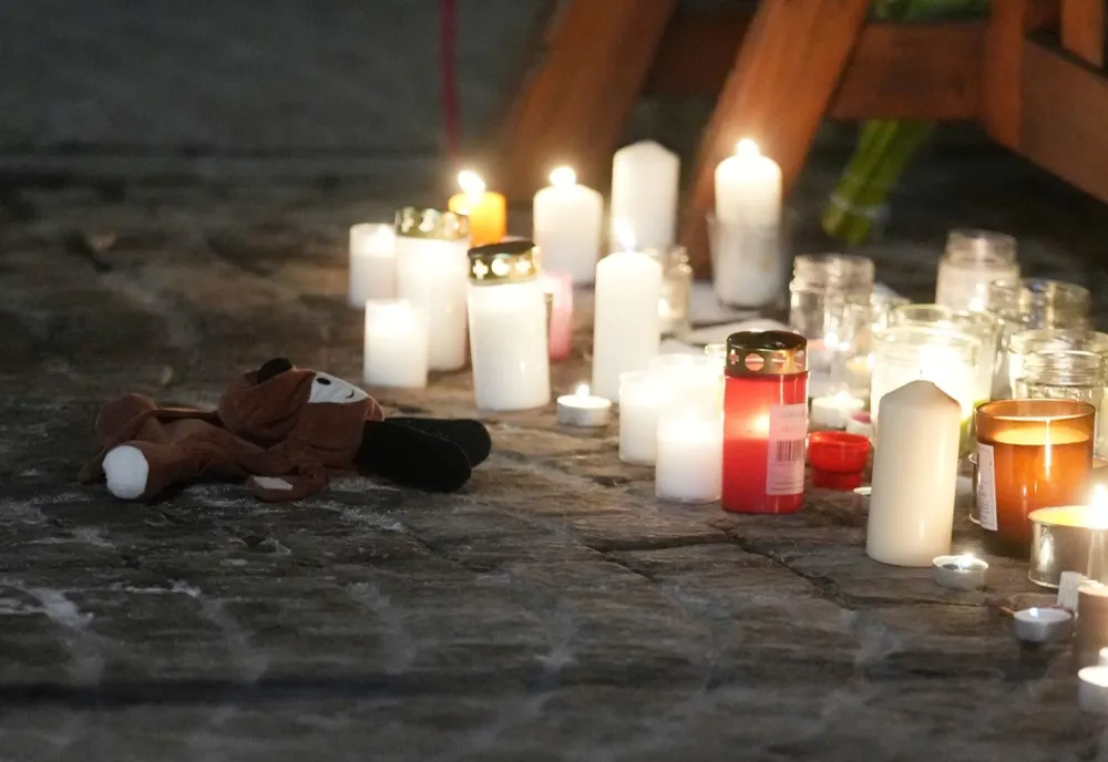 Ce au în comun incendiile din Crans-Montana şi Colectiv