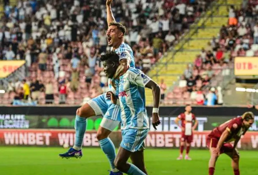 Fotbal: Nou-promovata Corvinul a învins-o pe CFR Cluj cu 3-0, în Superligă
