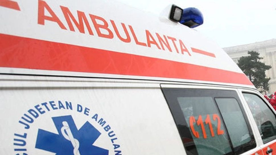 Tânăr din Bacău, arestat după ce și-a înjunghiat fosta iubită și un prieten din gelozie