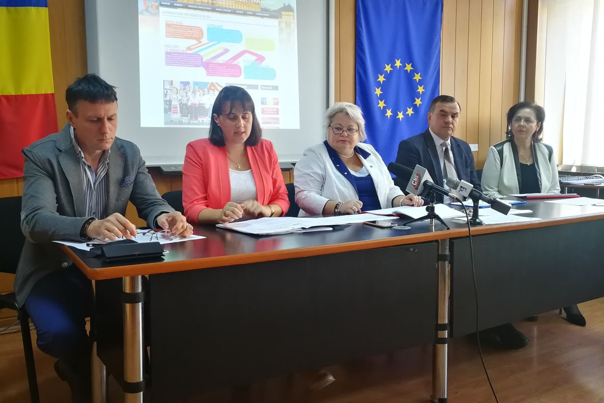 Fără manuale noi de limbi străine pentru clasa a VI-a
