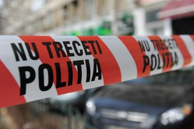 Bărbat găsit mort într-o fânărie incendiată intenționat