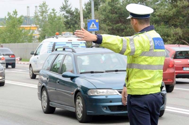 Depistați în trafic băuți sau fără permis