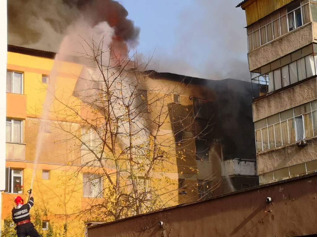 Trei victime după explozia din Piatra-Neamț