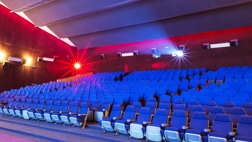 Filmele “Tudor” și “Titanic vals” la Cinema Dacia din Piatra-Neamț. Invitat special, Ion Dichiseanu
