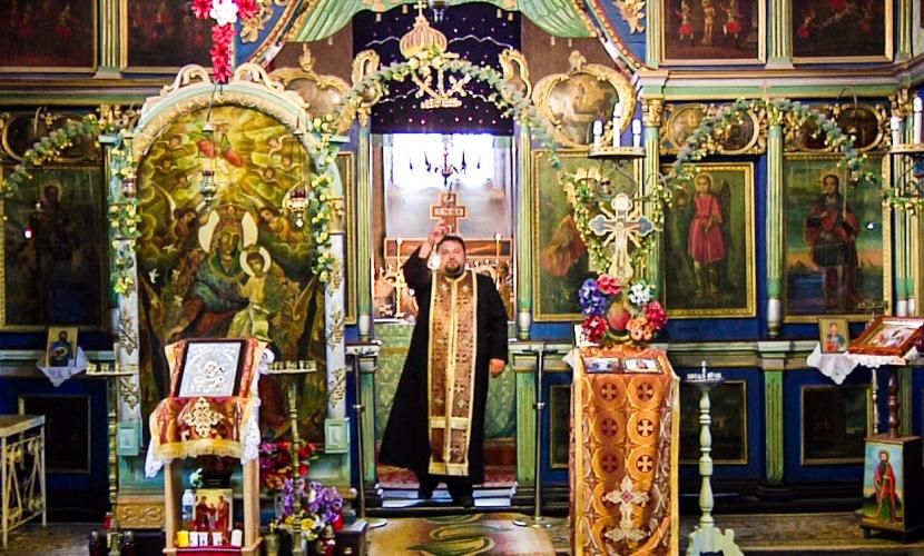 Părintele Adi Buric, din parohia Valea Ursului, a plecat la ceruri