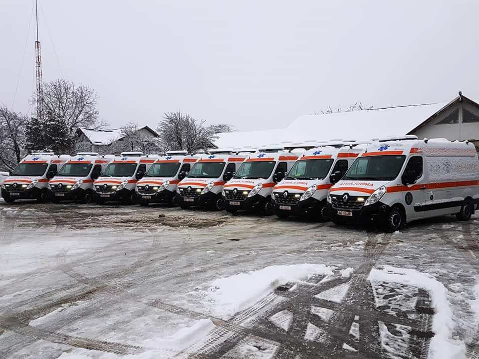 Ambulanțe noi în județul Neamț (FOTO)