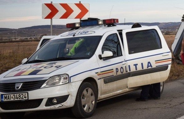 Un șofer beat a încercat să fugă de polițiștii din Bacău dar a fost prins în Neamț