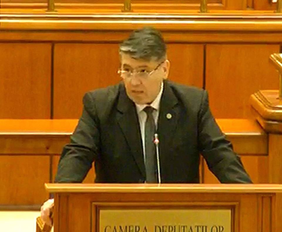 Laurențiu Leoreanu: ”Birocrația a transformat cadrele didactice în scribi la curtea faraonilor”