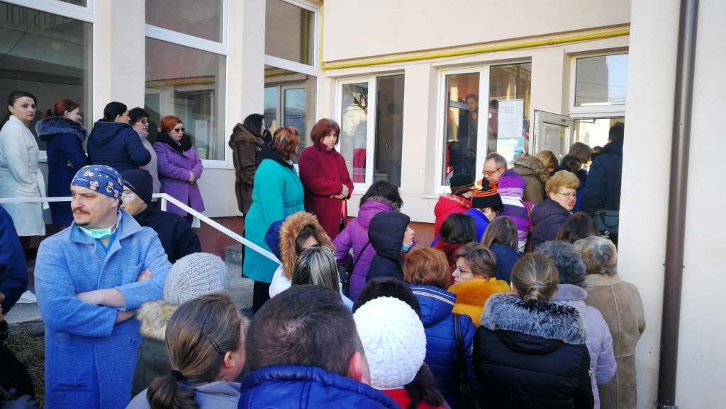 Guvernul pune în pericol asigurarea continuității asistenței medicale