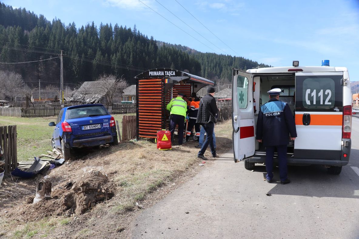 Cinci victime după un accident rutier la Tașca (FOTO)