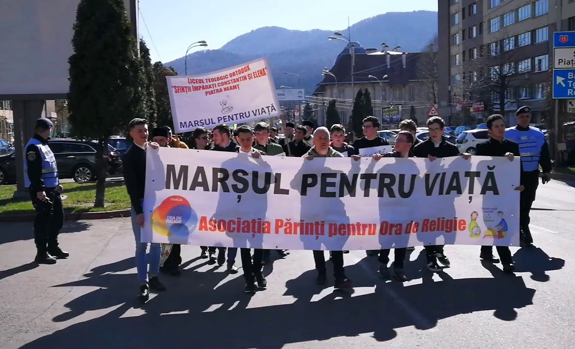 O nouă ediţie a „Marşului pentru viaţă“, la Piatra-Neamț (FOTO-VIDEO)