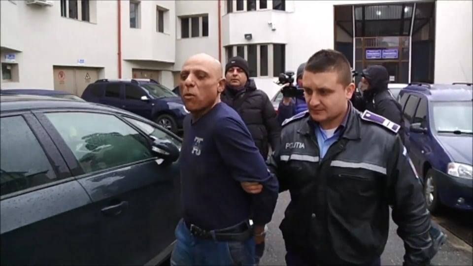 Închisoare pe viață și daune de peste 1,8 milioane de euro pentru dubla crimă din Piatra-Neamț