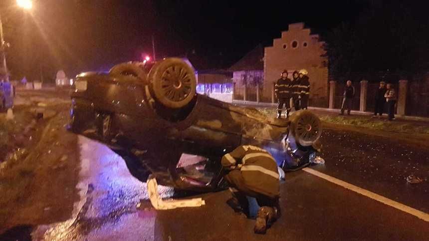 Accident cu 5 victime produs de o tânără din Neamț