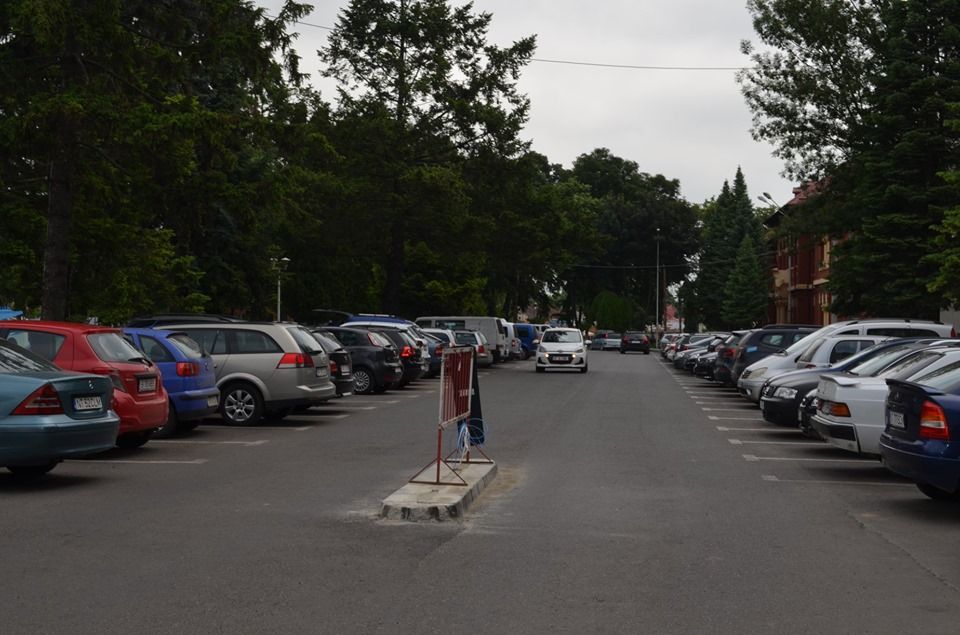 Parcarea din Piața Roman Vodă, funcțională din 5 iunie. Vezi tarifele