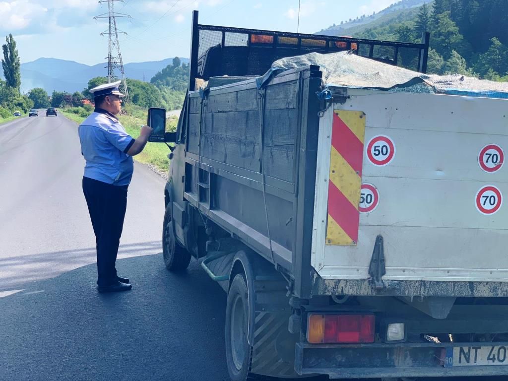 200 de mașini verificate în cadrul acțiunii „Truck and Bus”