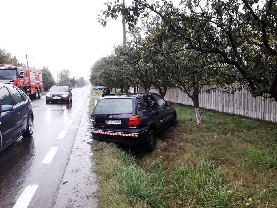 Doi răniți după un accident la Bodești (FOTO)