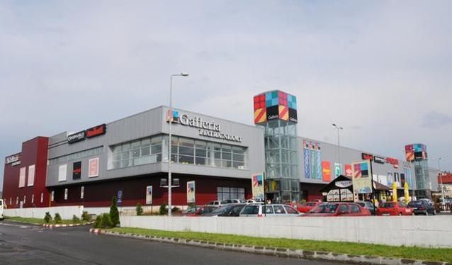 Serviciul Permise şi Înmatriculări se mută, de luni, la Galeria