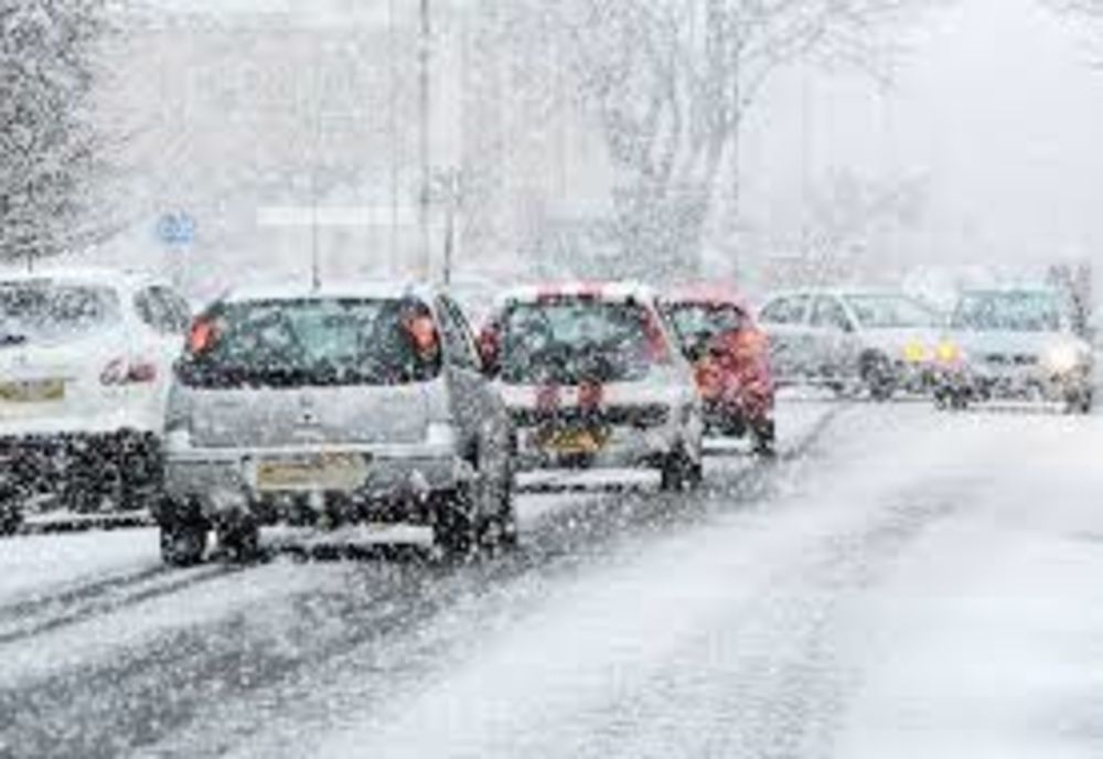 Se strică vremea! Vezi unde va ninge!
