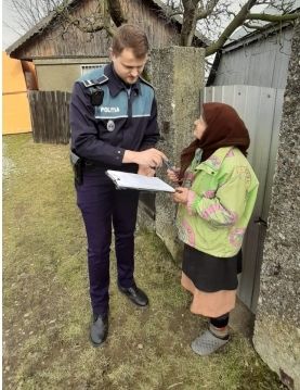 Polițiștii nemțeni continuă campania de prevenire a înșelăciunilor prin metoda ”Accidentul”