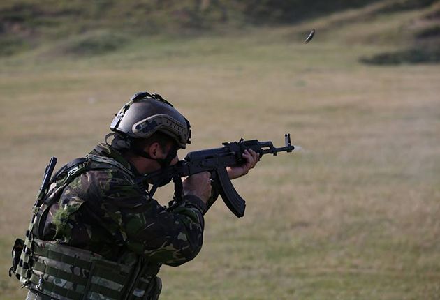 Îți dorești o carieră militară? Vezi cum poți deveni soldat-gradat profesionist