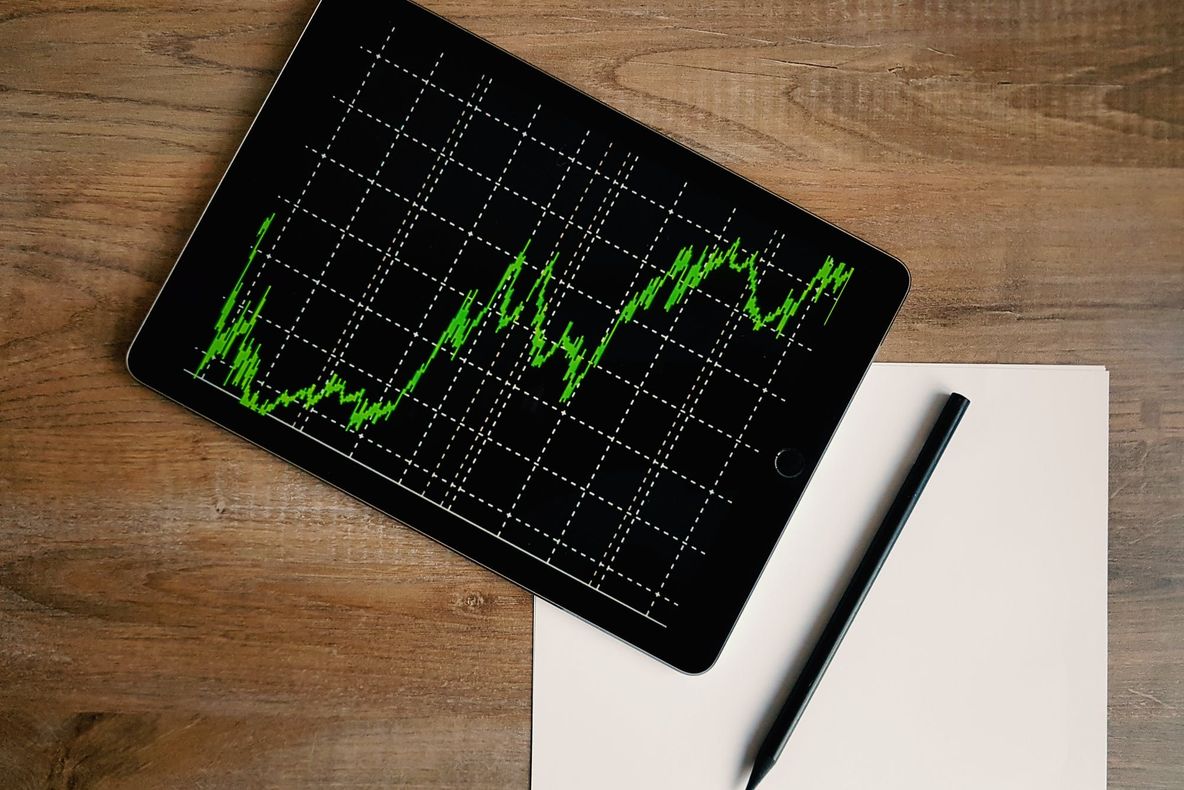 STUDIU TERMENE.RO: 17.91% dintre hotelurile și restaurantele din Neamț solicită certificatul pentru situații de urgență. 13.35% aplică la programul IMM Invest (P)