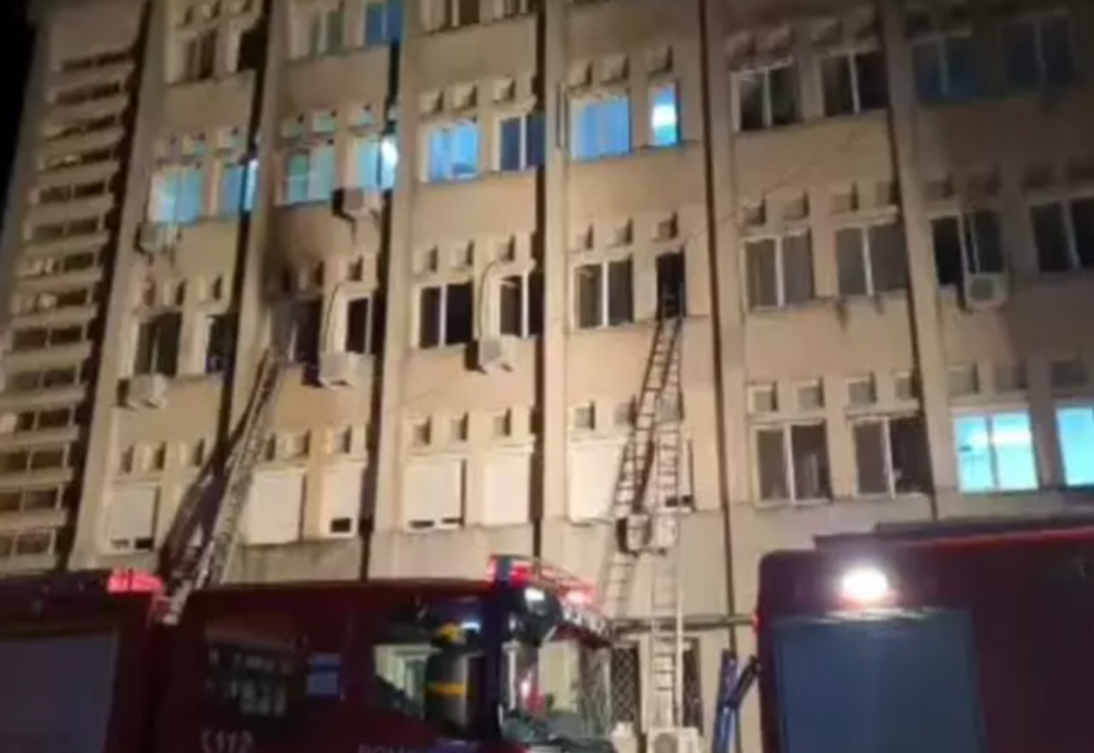 DSP Neamț: ”Reconfigurarea secției A.T.I. și mutarea pacienților covid pozitivi, de la etajul III la etajul II, a fost realizată fără aviz, în ziua de 14 noiembrie 2020”
