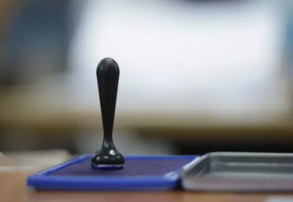 CULISELE STATULUI PARALEL. Alegerile de la Sectorul 1 s-au terminat, dar încă se dispută
