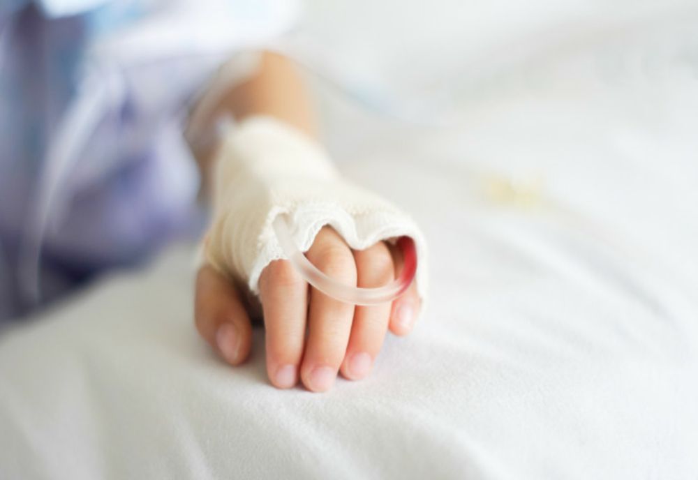 Cât trebuie să plătească părinții care stau în spital cu copilul internat