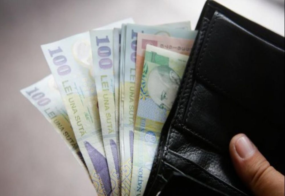 Salariul minim ar putea CREȘTE cu 200 de lei, fără să fie impozitat de Stat. PROPUNERE din partea Patronatului IMM-urilor