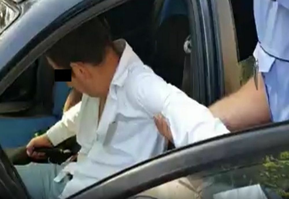 Au băut bine și s-au urcat la volan, dar au fost depistați de polițiști
