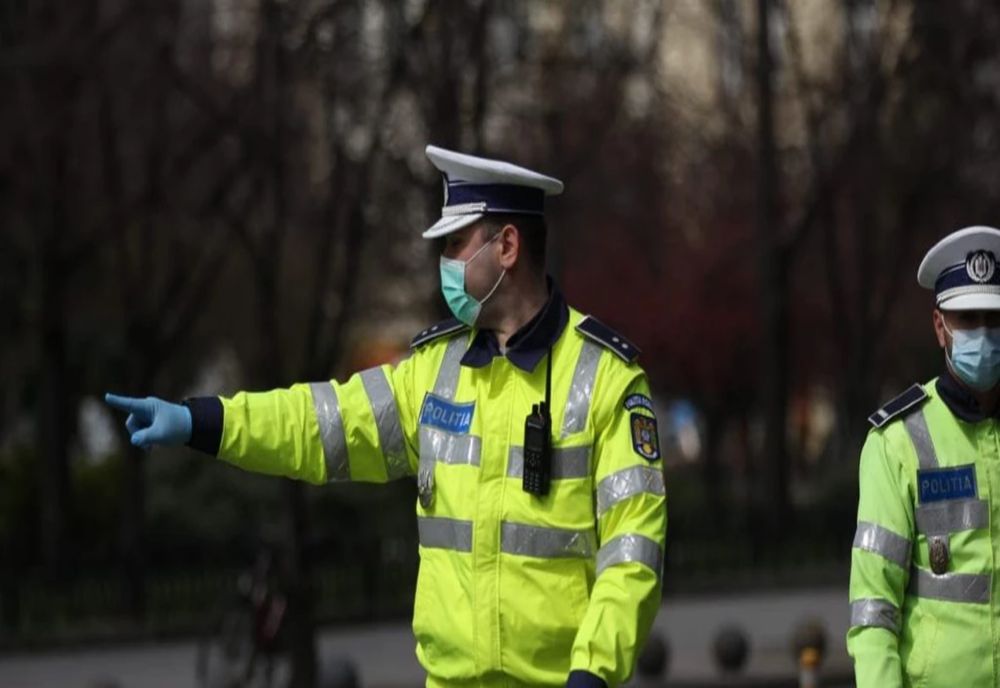 Un vitezoman din Ucraina nu a oprit la semnalele polițiștilor! Ce ascundea șoferul