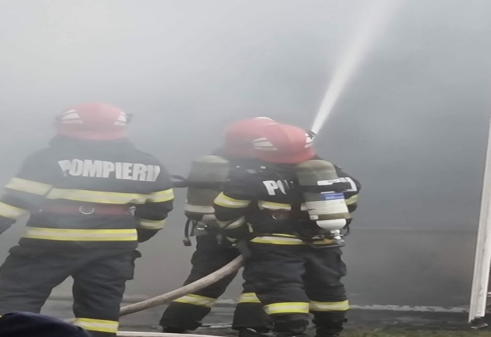 Anexă  gospodărească făcută scrum la Țolici