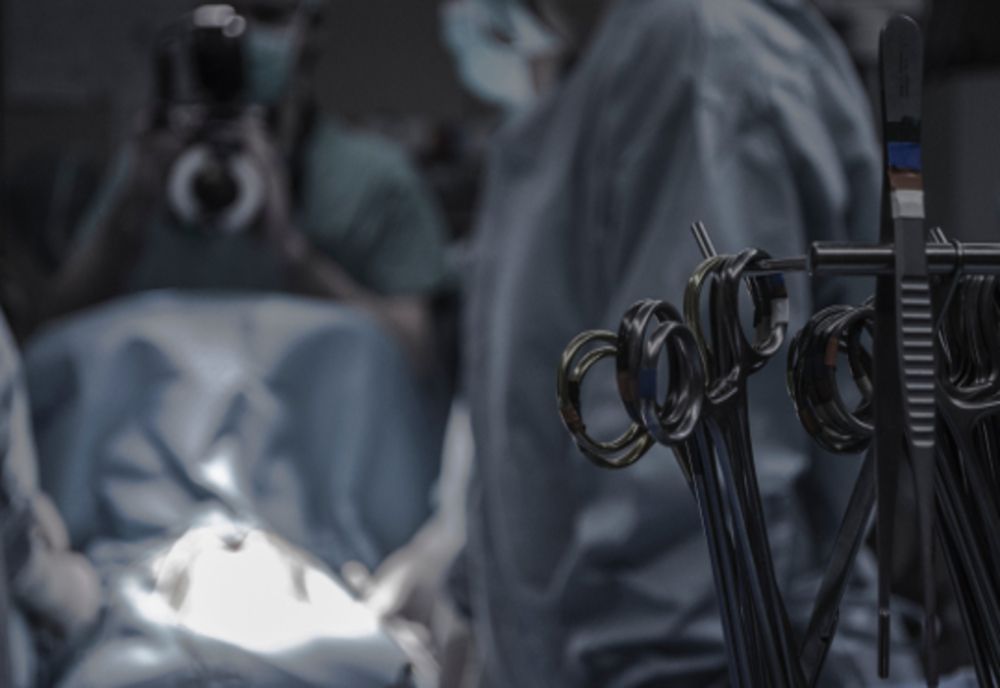 O tânără din Neamț a ajuns la spital crezând că este însărcinată. Șocant ce au descoperit medicii din Iași la operație!