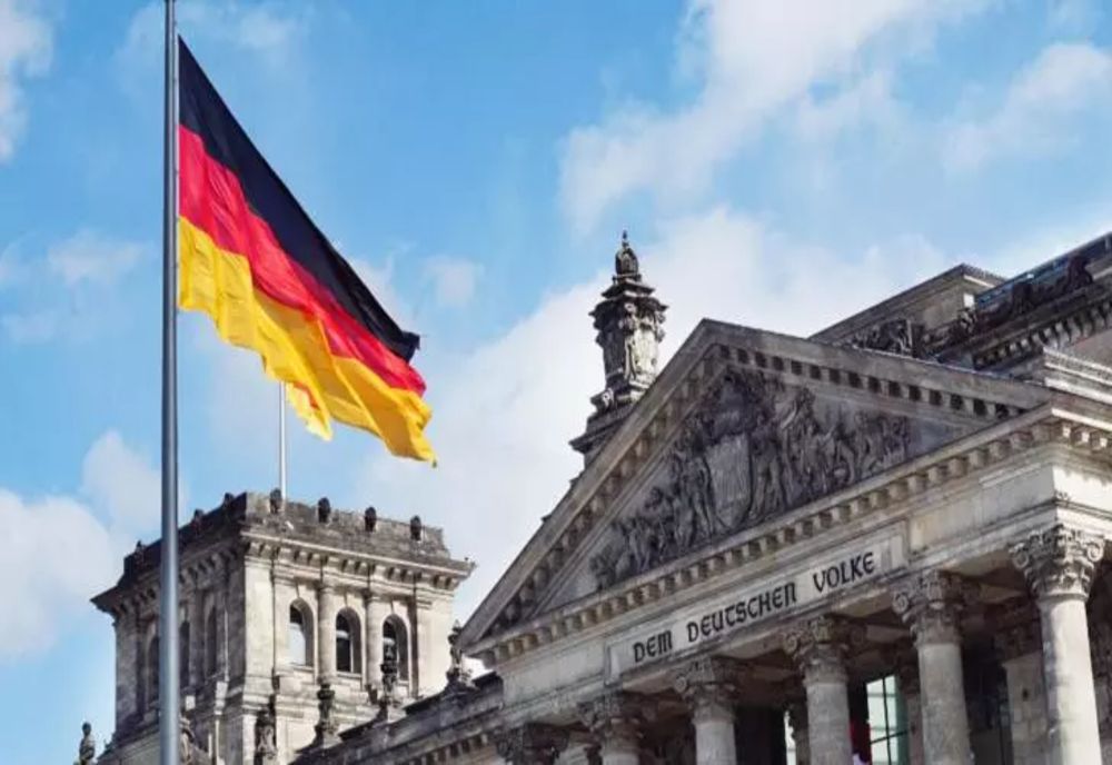 Germania va depune câte 10 euro lunar în conturile de pensie ale copiilor și adolescenților
