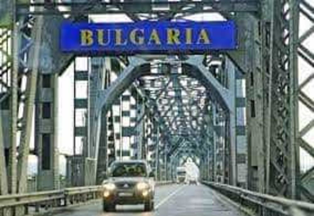Avertisment pentru șoferi: vremea rea poate bloca traficul la frontieră în următoarele zile