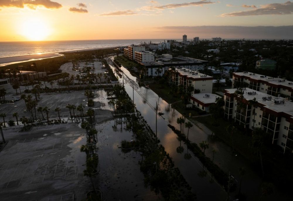 FLORIDA: URAGANUL MILTON A UCIS CEL PUȚIN 16 PERSOANE