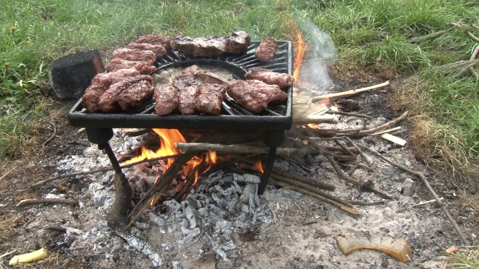 grătare